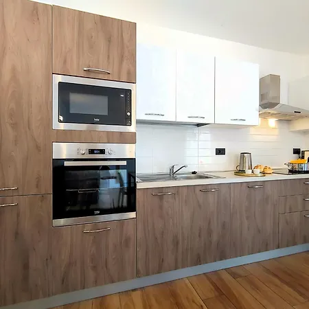 Mit Dachterrasse Διαμέρισμα *