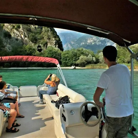 דירה Mit Dachterrasse